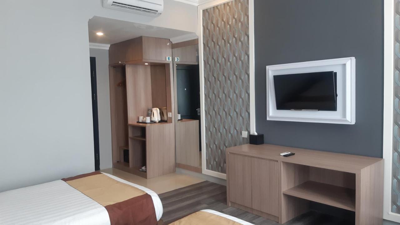 Luminor Hotel Palembang By Wh Free Massage 10 Minutes Palimbão Exterior foto