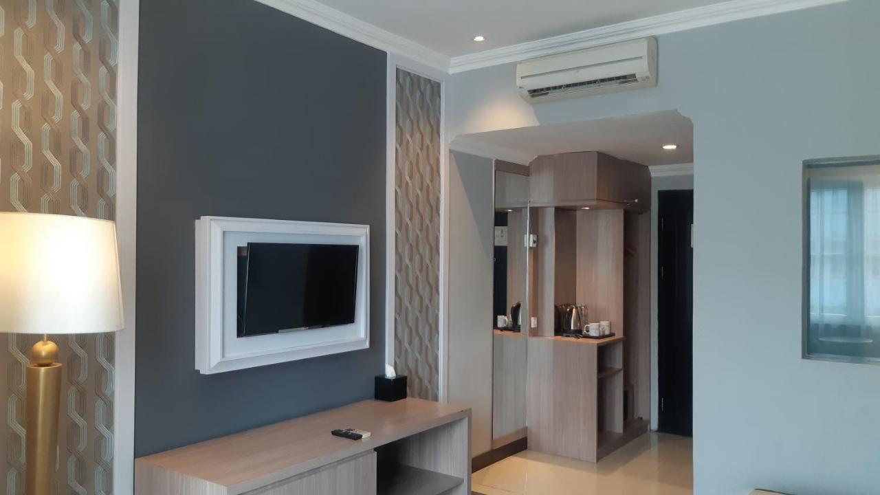 Luminor Hotel Palembang By Wh Free Massage 10 Minutes Palimbão Exterior foto